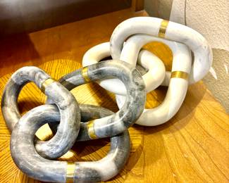 Marble chain sculptures