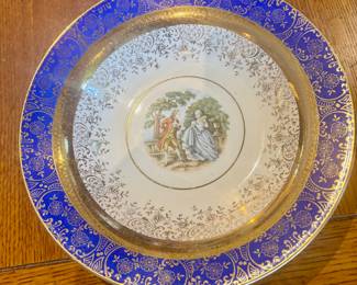 Pair of Bavarian 20K gold trim plates