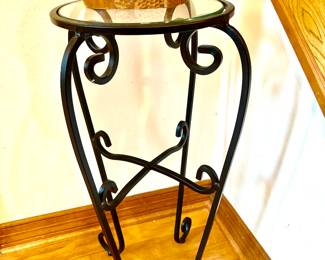 Iron pedestal