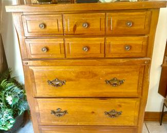 Tall chest