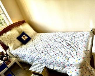 Pair of twin beds