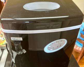 (NEW) New Air Counter Top Ice Maker
