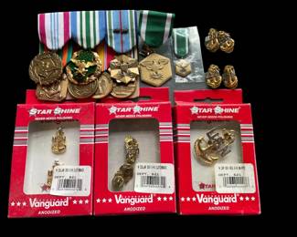 US Navy Medal - Selling As A Group