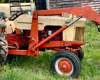 1958 Case 311-B Tractor New Tires & Chains Needs Tune Up / Carburetor