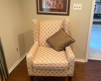 Pair of upholstered king chairs