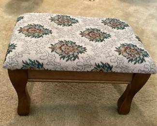 FOOT STOOL