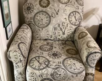 CLOCK MOTIF RECLINER