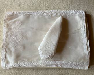 Walpole Brothers Inc. Linens