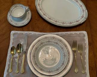 Noritake China - Glenwood pattern