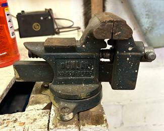 Dunlap No.506-51770 Vice