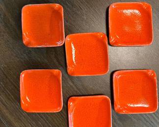 Vintage mini ashtrays