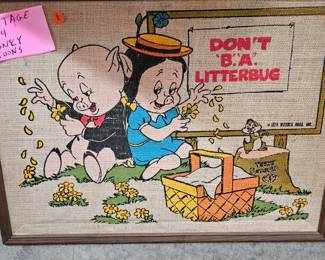 VINTAGE FRAMED LOONEY TUNES PICTURE