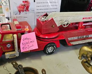 VINTAGE NYLINT FIRE TRUCK TOY