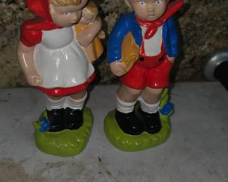 VINTAGE CERAMIC BOY AND GIRL FIGURES