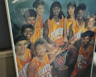 TENNESSEE LADY VOLS FRAMED BASKETBALL PICTURE