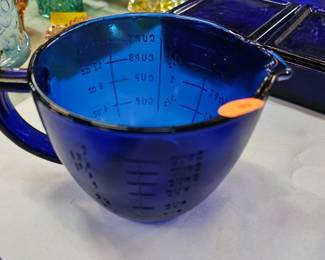 COBALT BLUE MEASURING CUP