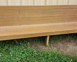WOODEN BENCH