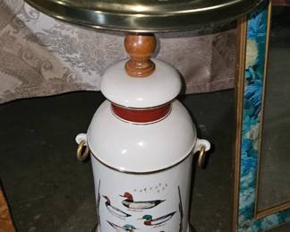 VINTAGE ASH TRAY STAND