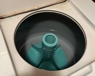 #98 Maytag - w/agitator Small Capacity Washer $50.00