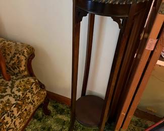 #34 Wood fern Stand - 13x41 $75.00