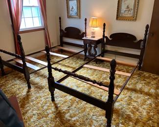 #6 Set of 2 Wood 4 post Beds - Frame only $200.00