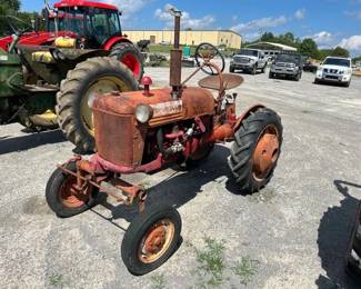FARMALL CUB TRACTOR