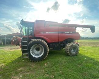 Case IH combine