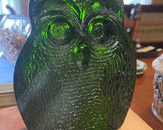 Mid century modern glass owl bookends Blenko. Designed by Joel myers. They are in green and yellow