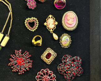 HUGE Costume Jewelry Collection! We've got Renoir Copper, Coro, Trifari, Matisse, Monet, Stephanie, Stephanie Covington, and fine art enamel jewelry that'll make you feel like royalty without spending a king's ransom.