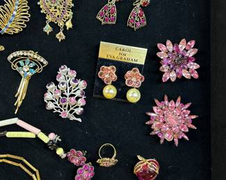 HUGE Costume Jewelry Collection! We've got Renoir Copper, Coro, Trifari, Matisse, Monet, Stephanie, Stephanie Covington, and fine art enamel jewelry that'll make you feel like royalty without spending a king's ransom.