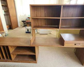 MPS033 2-Piece Sectional Storage Unit