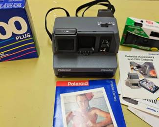 MPS119-Polaroid Impulse Camera With Film