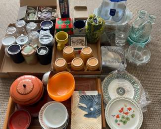 MPS027- Assorted Kitchen Items