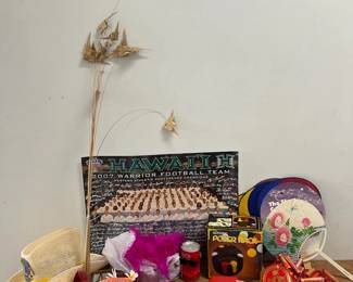 MPS167- Various Decor & Ephemera 