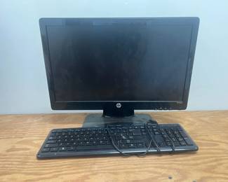 MPS152- Hp Monitor With Acer Inc Keyboard 