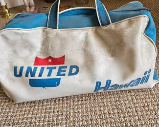 MPS021-Vintage United Airlines Hawaii Travel Bag