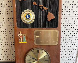 MPS103- Wooden Lions Club Wall Clock With Carved Hawaiian Island & Kailua Pin Design 