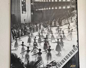 MPS003-Beautiful Glass Framed Black And White Print Of Ballerinas In Vienna