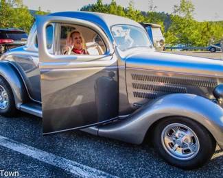 1935 Ford 3-Window Coupe Asking $45,000 - 502 Chevrolet crate engine w/auto trans, Two-tone silver paint with hand drawn custom pin-striping, Custom leather interior!