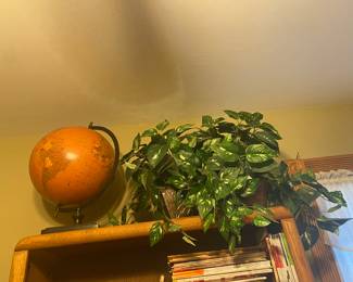 Estate Sales By Olga in Colonia, NJ