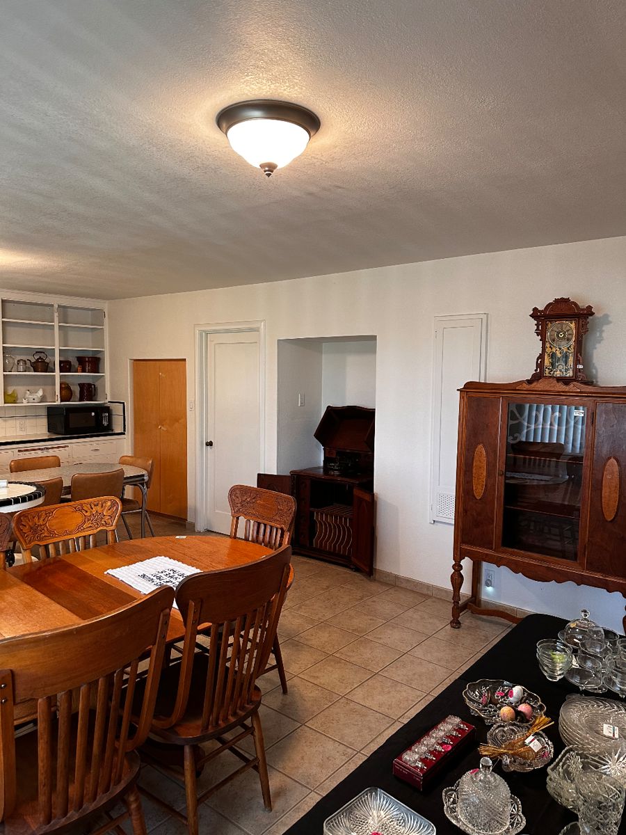 Multiple Family Estate Sale in Ripon, CA starts on 6/8/2024