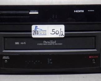 LOT OF 2 ELECTRONICS INCLUDING MITSUBISHI , PHILIPS