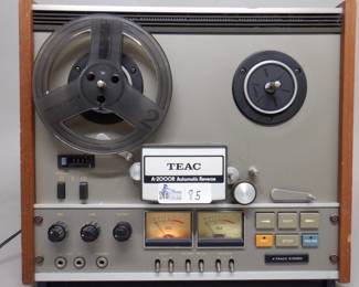 TEAC A2000R REEL TO REEL