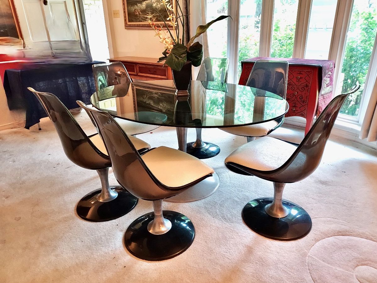 Modern-Style "Chromcraft" Dining Room Set