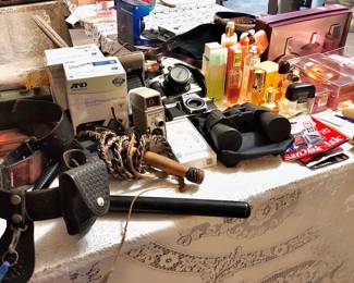 Cameras, Perfume