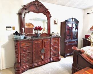 Gorgeous "Amini" Dresser W/Sculpted Mirror