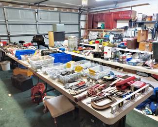 Garage, Hand & PowerTools Plus