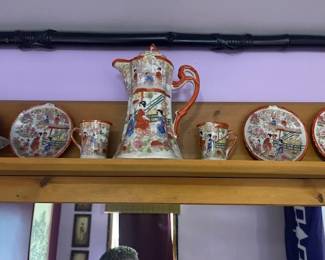 Vintage Japan procelain tea set