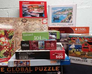 300 1,500 Count Puzzles 