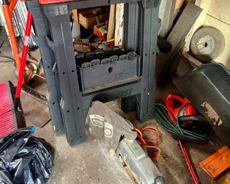 Heavy duty sawhorses